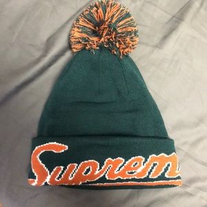 Supreme New Era Beanie